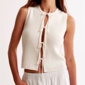 Abercrombie & Fitch Cream Tie-Front top
